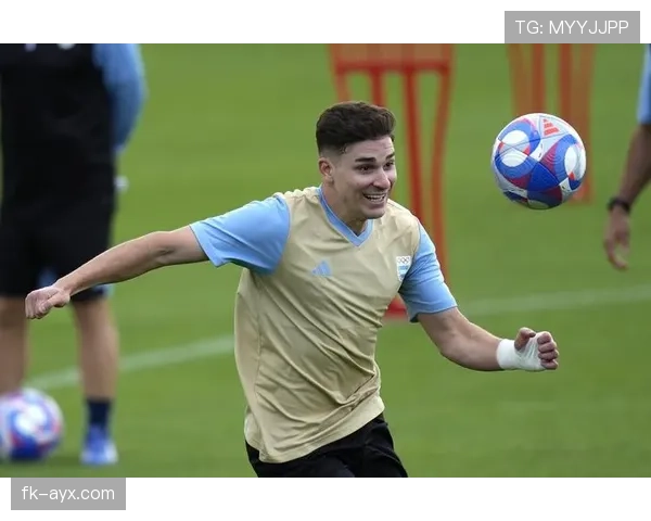 阿尔瓦雷斯强势体能助球队持续提升赛季竞争力