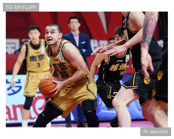 B席最新情况:伤情恢复进展与复出时间 B席最新情况:伤情恢复进展与复出时间