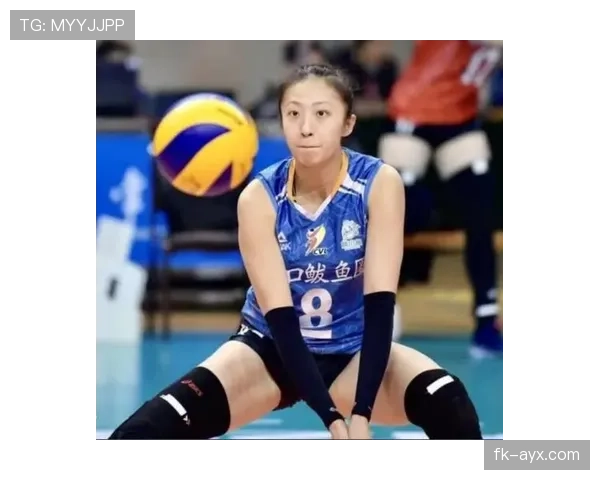 丁霞这自律程度，半夜三点还在练传球？