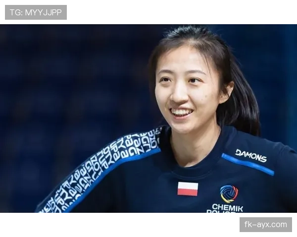 丁霞训练完直接拎包去夜店？这姐的体力是充了VIP吧